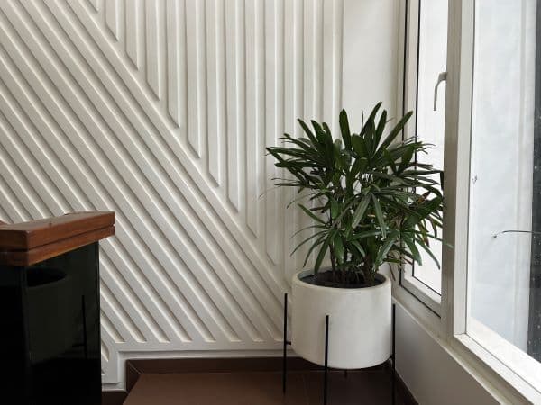 Elegancy flowing through the walls